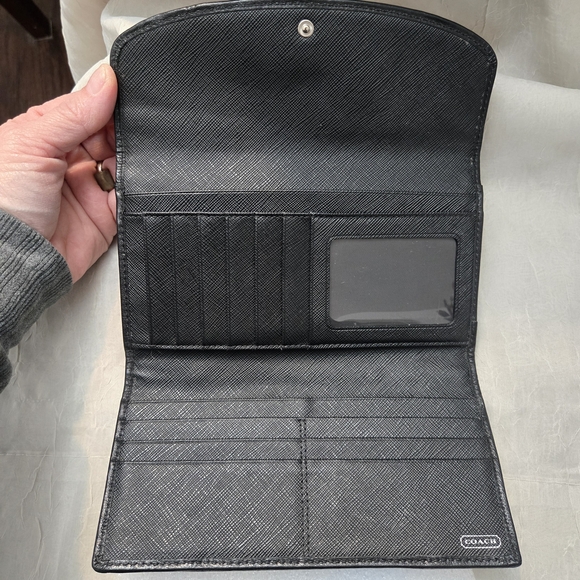 Coach Madison Op Art Trifold Wallet - Picture 8 of 9